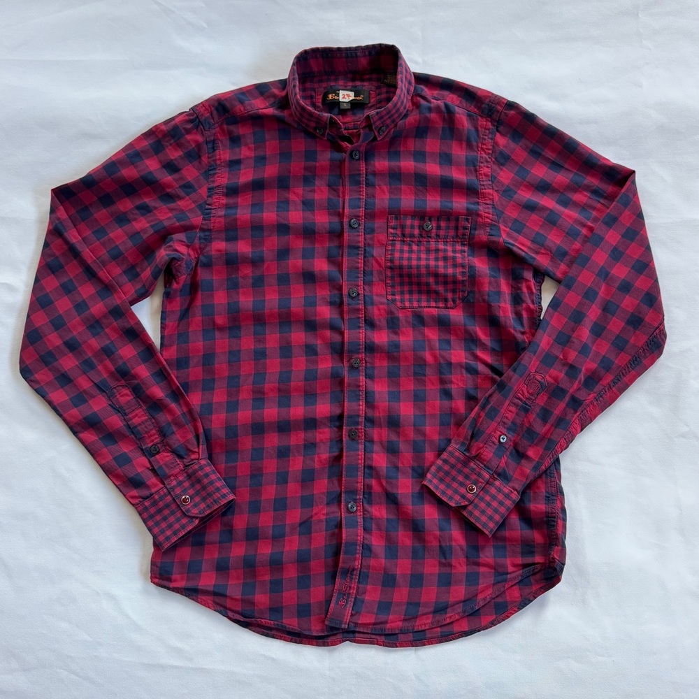 Ben Sherman red & black checkered button up dress shirt